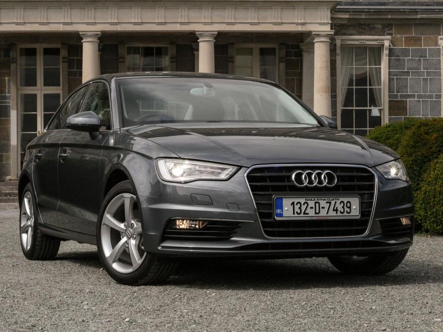 Audi A3 Sedan 1.8 T (8V) 2013 года  (UK) (фото 1 из 4)